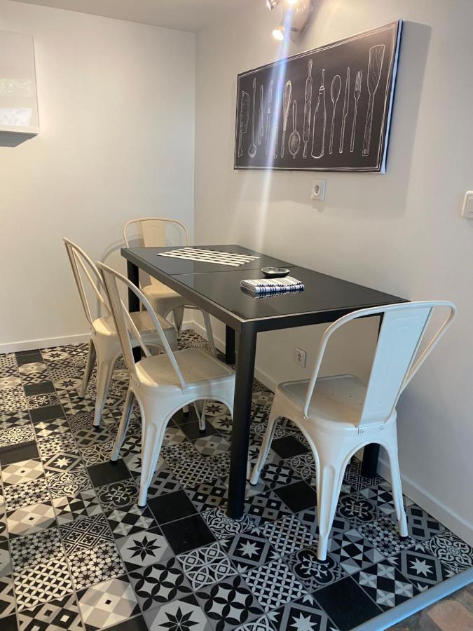 Studio Duplex Avec Spa Et Cour Privee Bonnelles Екстериор снимка